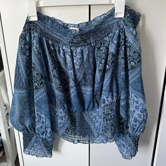 American Eagle Paisley Off the Shoulder Blue Women's Top - Picture 1 of 4